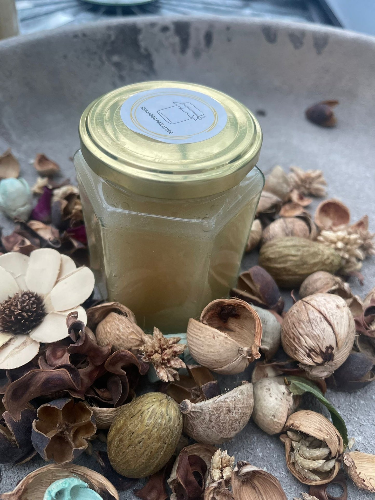 280ml organic original gold sea moss gel. Front shot