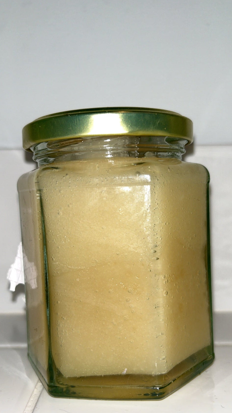 290ml Lemon & Ginger Organic Sea Moss Gel. Front shot 